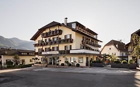 Hotel Stamserhof